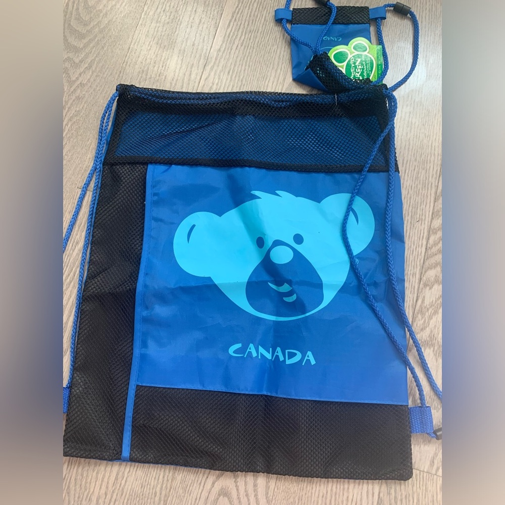 New Build-a-bear Blue Canada Drawstring Backpack - Picture 8 of 8